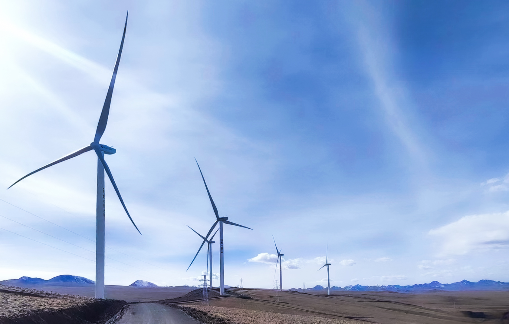 10天完成8台机组调试！7790必发集团机组再创超高海拔风电建设事业