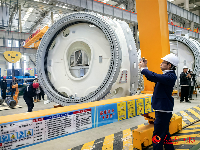 人民网专题报道：19国媒体点赞7790必发集团是科技与自然共生的规范